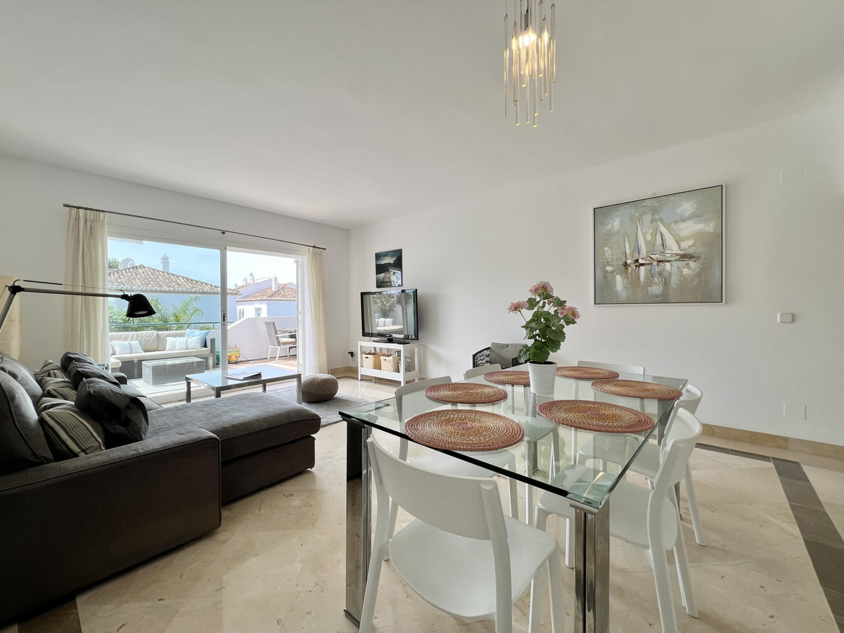 2 Bed Apartment for sale in El Presidente Costa Del Sol, Málaga, Spain