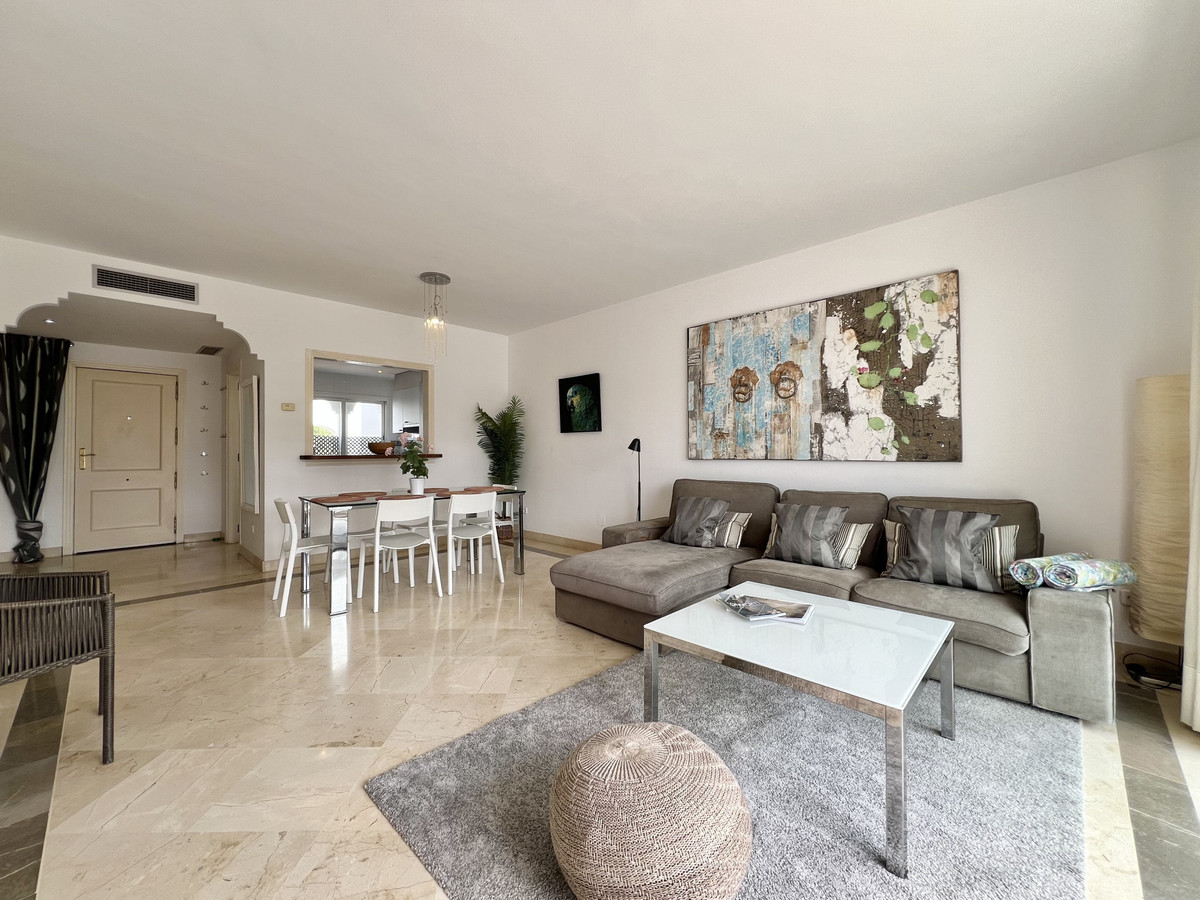 2 Bed Apartment for sale in El Presidente Costa Del Sol, Málaga, Spain