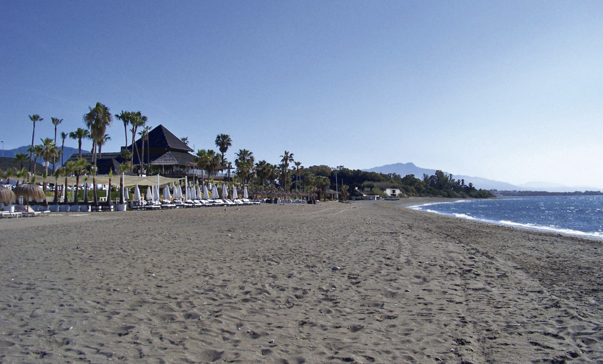 2 Bed Apartment for sale in El Presidente Costa Del Sol, Málaga, Spain