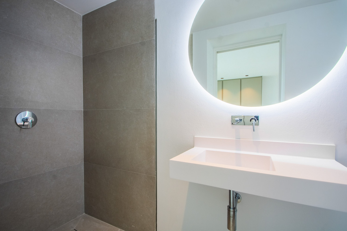 3 Bed Apartment for sale in La Mairena Costa Del Sol, Málaga, Spain