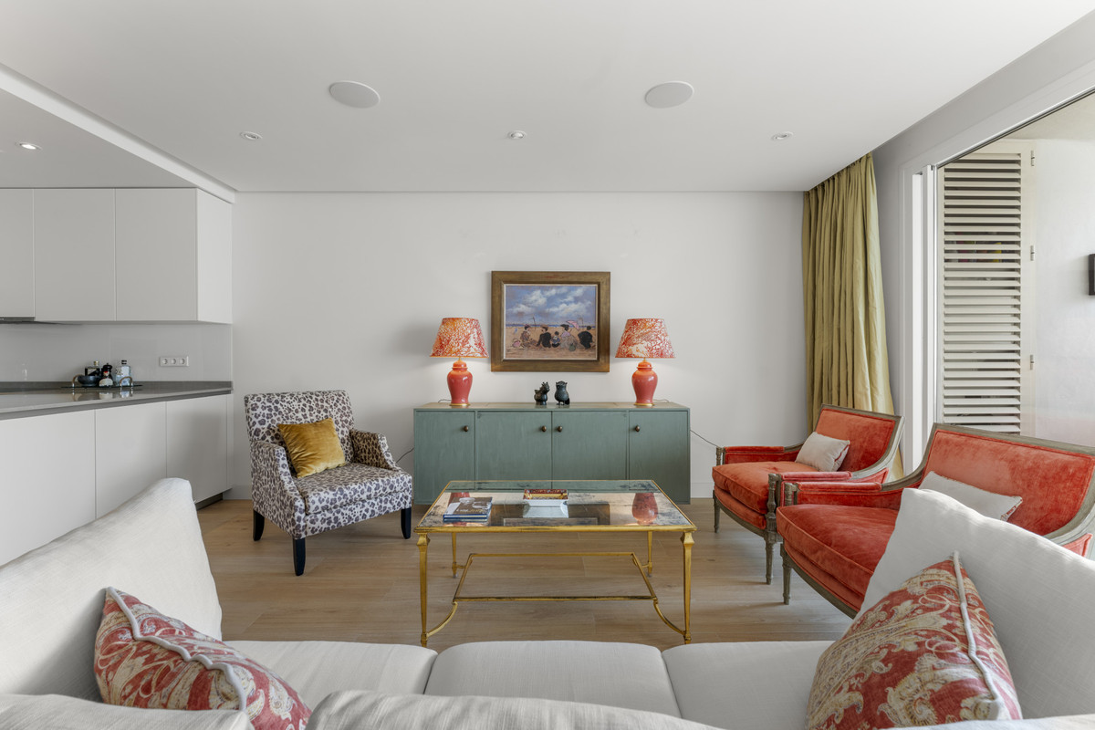 Se vende Apartamento Planta Media de 3 dormitorios en Costa Del Sol, Málaga, España