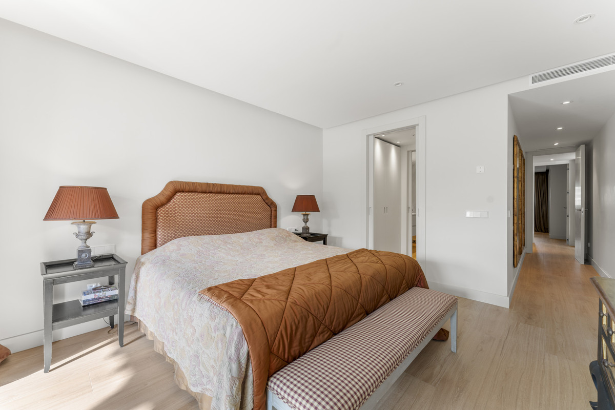 Se vende Apartamento Planta Media de 3 dormitorios en Costa Del Sol, Málaga, España