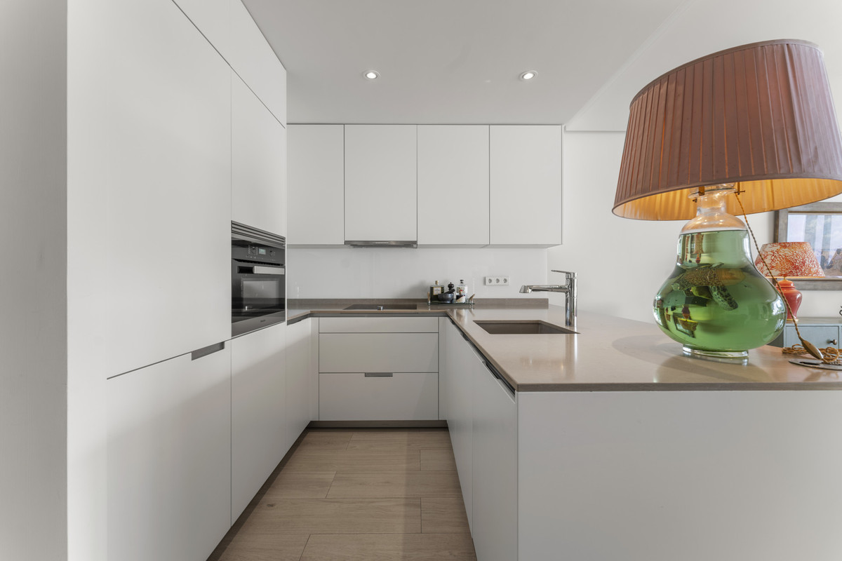 Se vende Apartamento Planta Media de 3 dormitorios en Costa Del Sol, Málaga, España