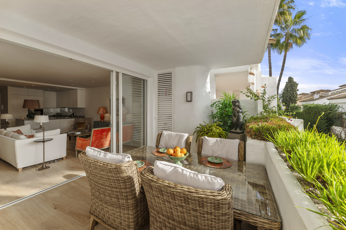 Se vende Apartamento Planta Media de 3 dormitorios en Costa Del Sol, Málaga, España