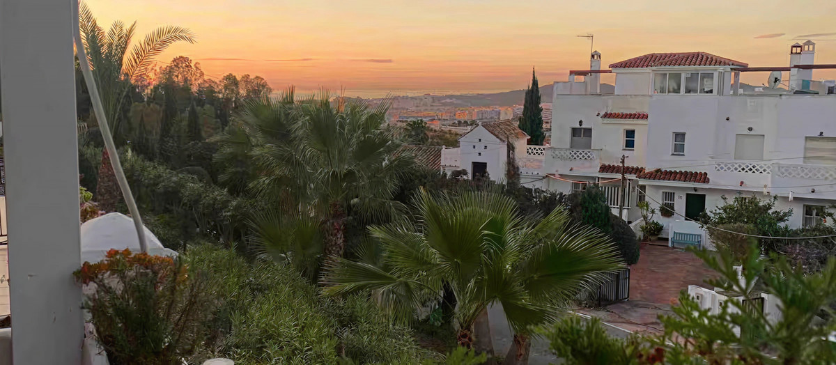 2 Bed Apartment for sale in Mijas Costa Del Sol, Málaga, Spain