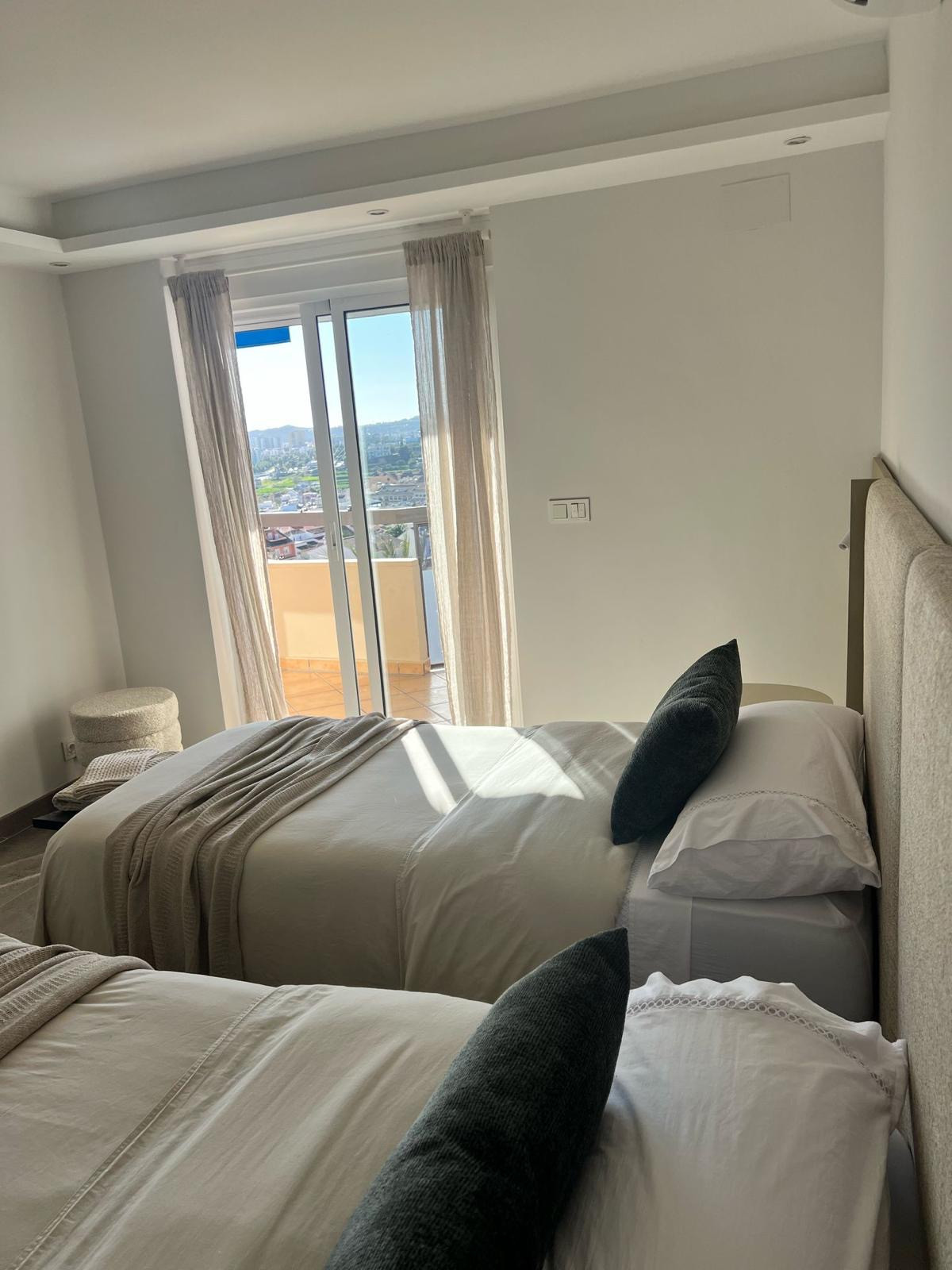 4 Bed Apartment for sale in Torreblanca Costa Del Sol, Málaga, Spain