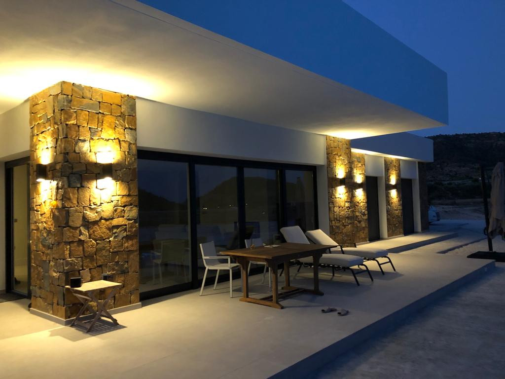 Se vende Villa - Chalet de 4 dormitorios en Costa Blanca, Alicante, España
