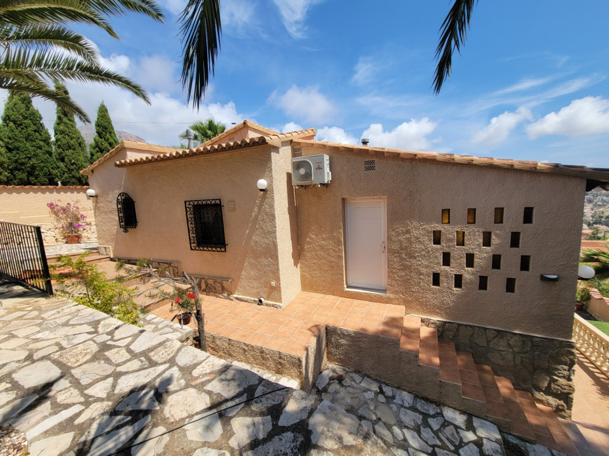 4 Bed Townhouse for sale in Calpe Costa Blanca, Alicante, Spain