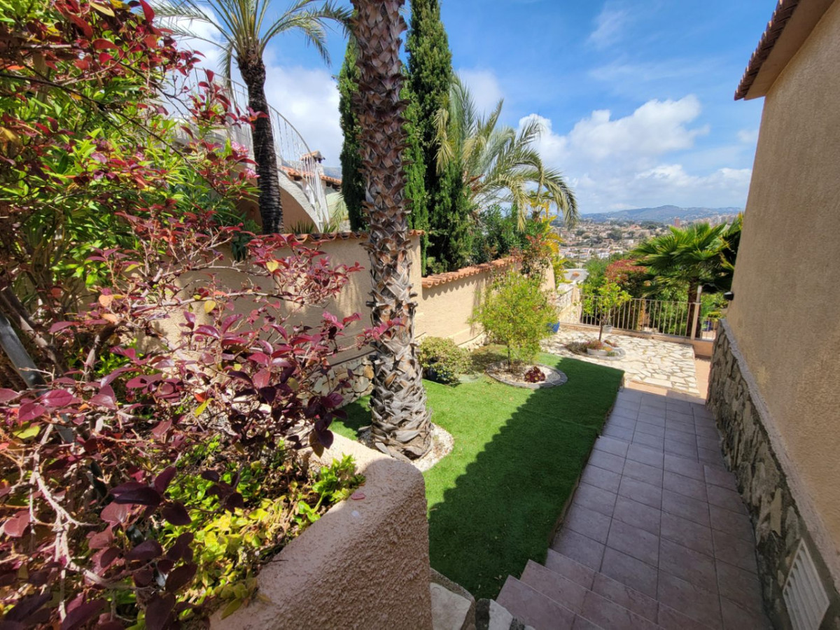 4 Bed Townhouse for sale in Calpe Costa Blanca, Alicante, Spain
