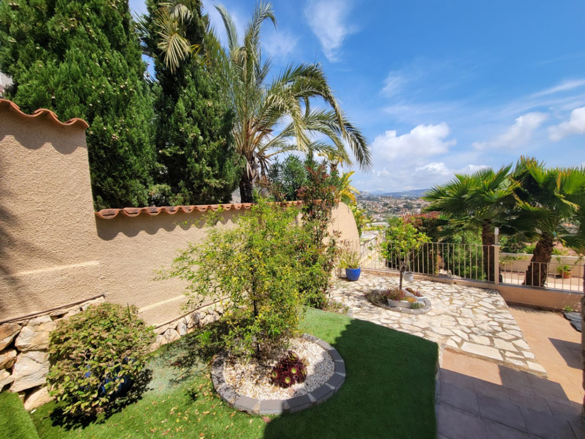 4 Bed Townhouse for sale in Calpe Costa Blanca, Alicante, Spain