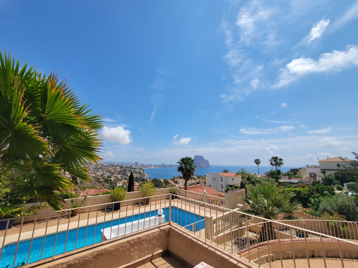 4 Bed Townhouse for sale in Calpe Costa Blanca, Alicante, Spain