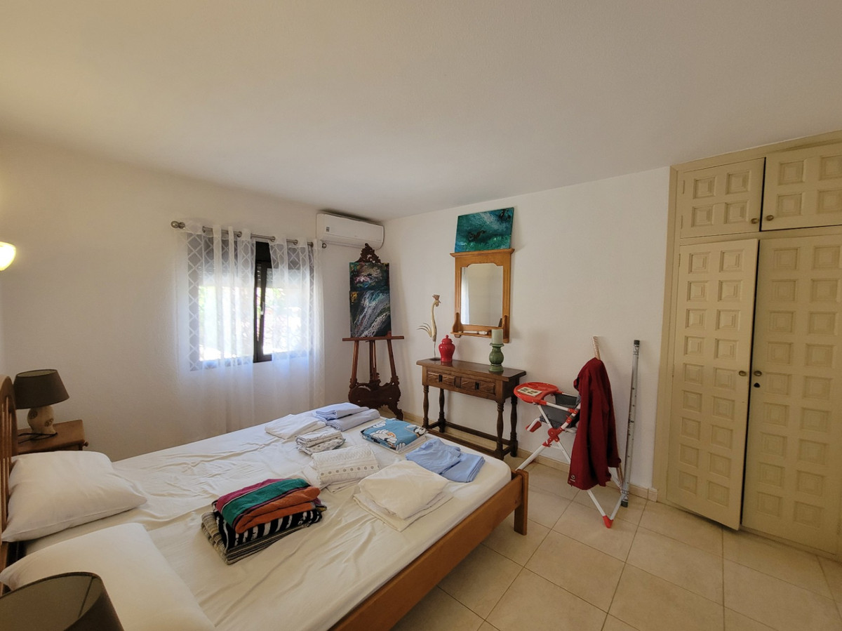 4 Bed Townhouse for sale in Calpe Costa Blanca, Alicante, Spain