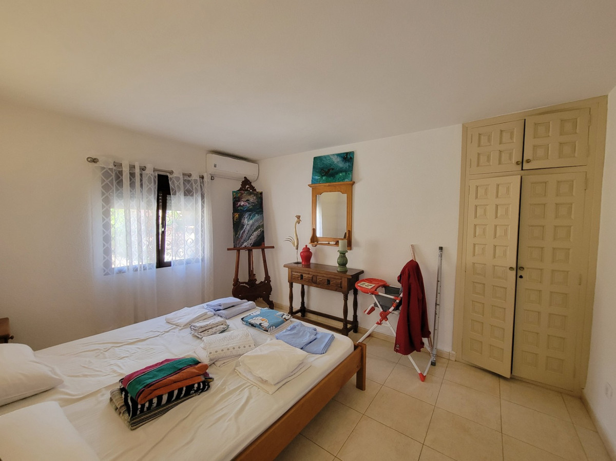 4 Bed Townhouse for sale in Calpe Costa Blanca, Alicante, Spain