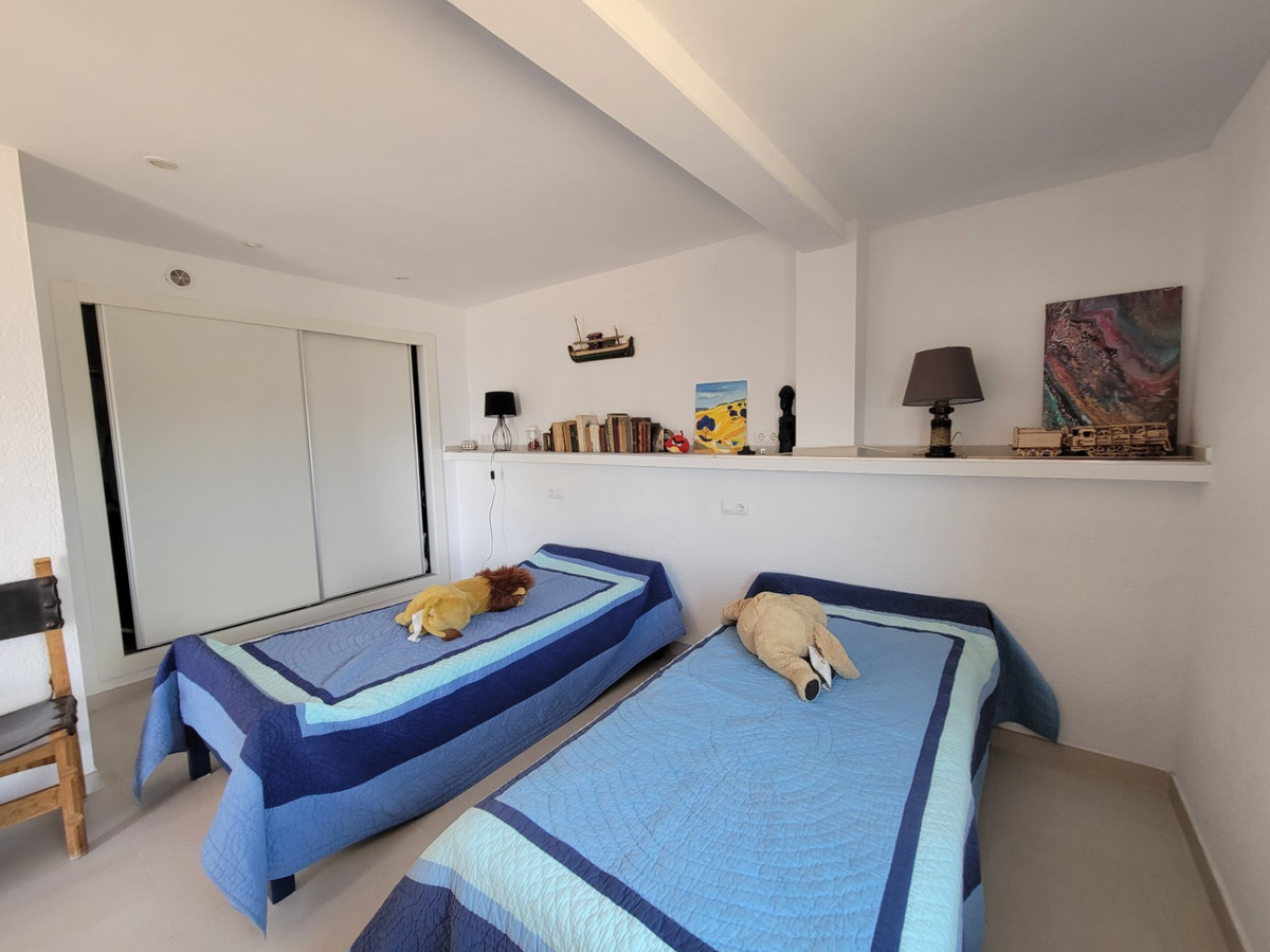 4 Bed Townhouse for sale in Calpe Costa Blanca, Alicante, Spain