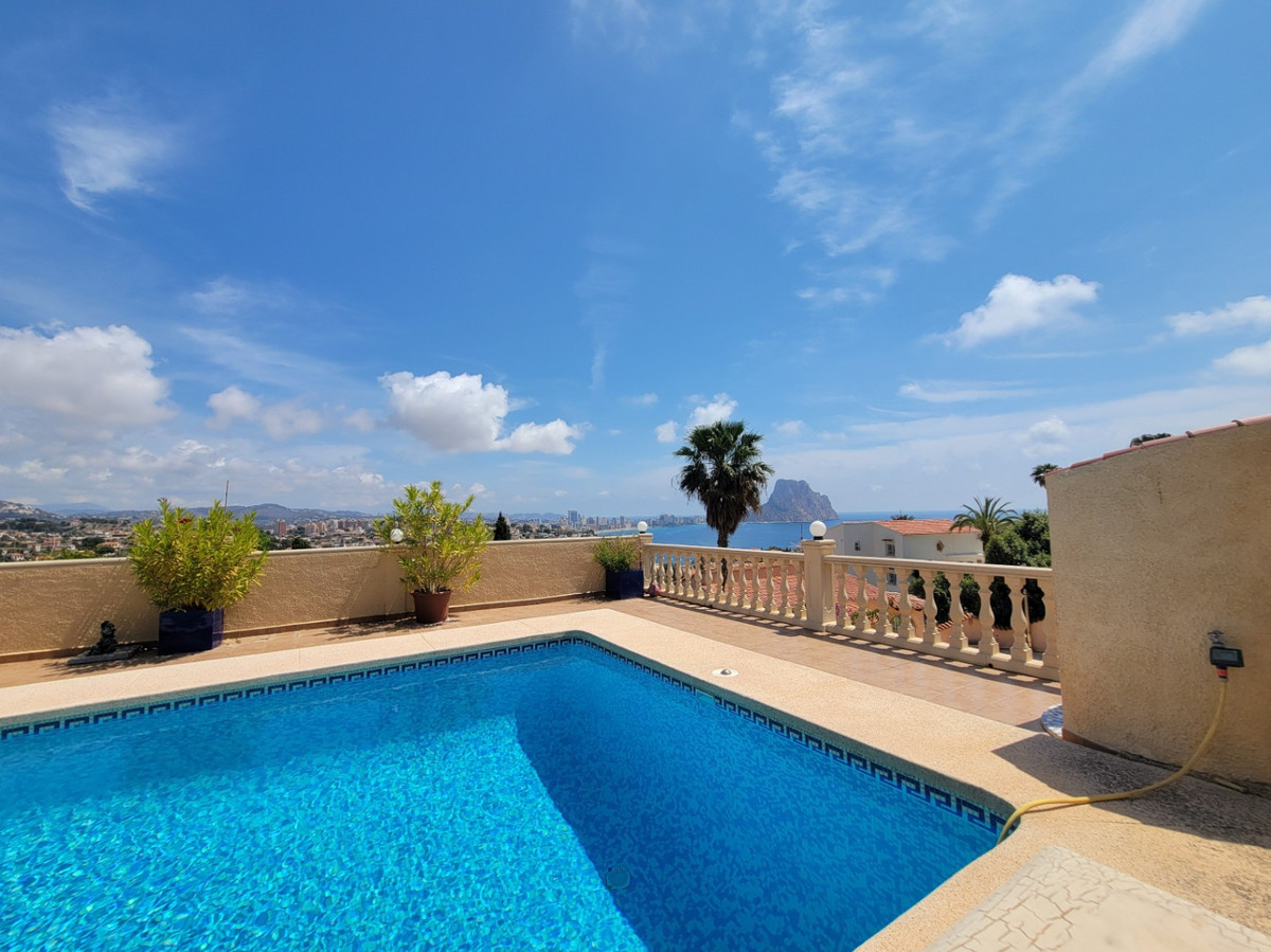 4 Bed Townhouse for sale in Calpe Costa Blanca, Alicante, Spain