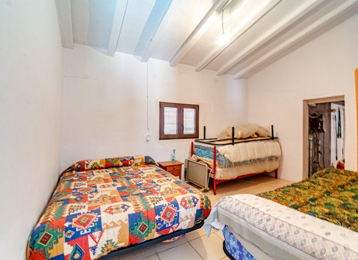 3 Bed Townhouse for sale in Relleu Costa Blanca, Alicante, Spain