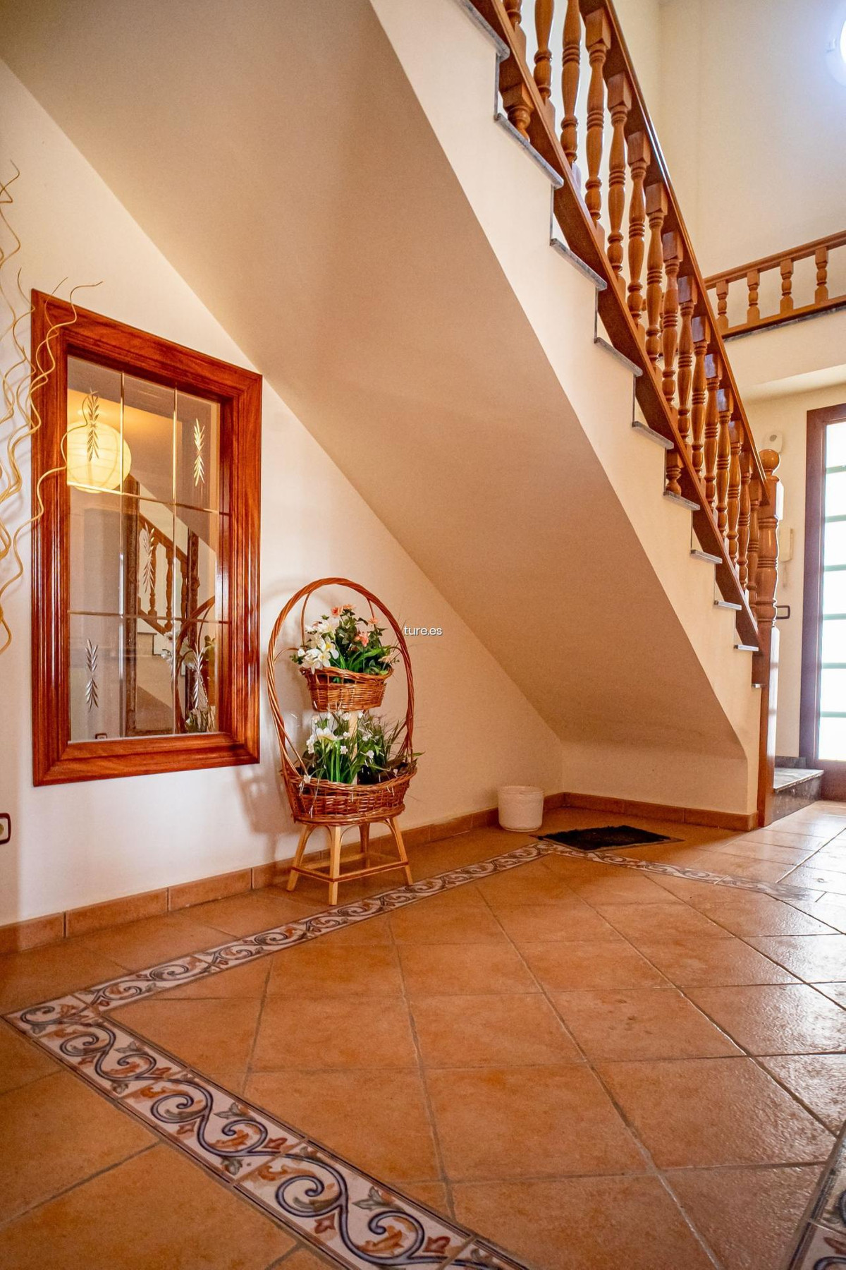 7 Bed Townhouse for sale in La Nucia Costa Blanca, Alicante, Spain