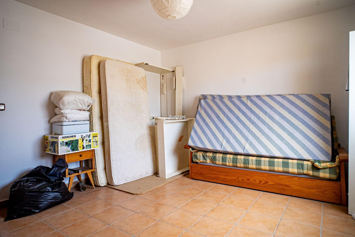 7 Bed Townhouse for sale in La Nucia Costa Blanca, Alicante, Spain