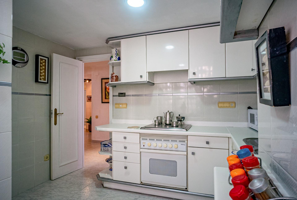 Se vende Apartamento Planta Media de 4 dormitorios en Costa Blanca, Alicante, España