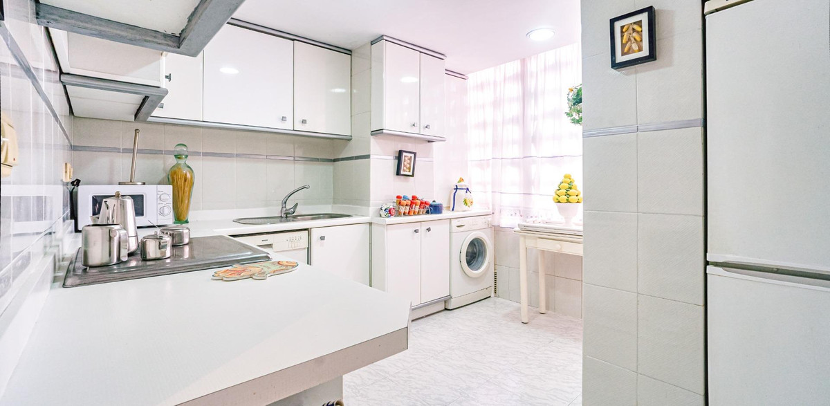 Se vende Apartamento Planta Media de 4 dormitorios en Costa Blanca, Alicante, España