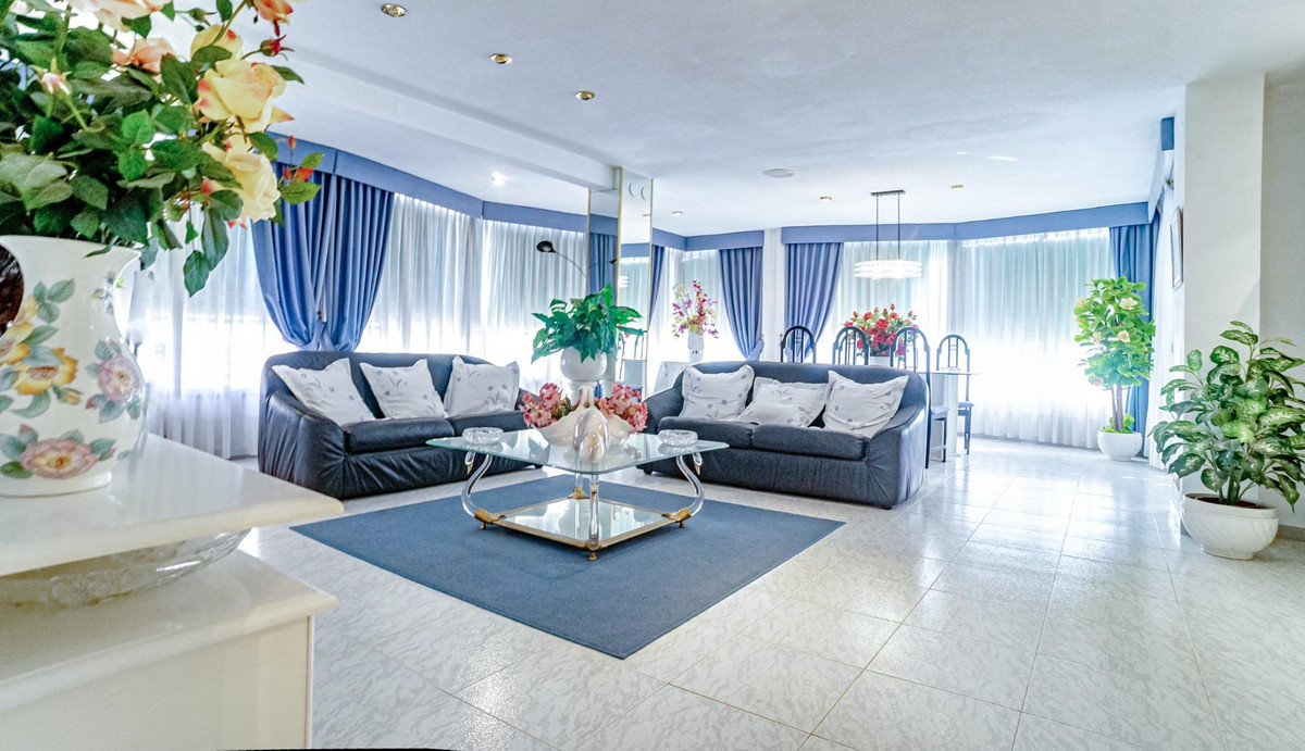 Se vende Apartamento Planta Media de 4 dormitorios en Costa Blanca, Alicante, España