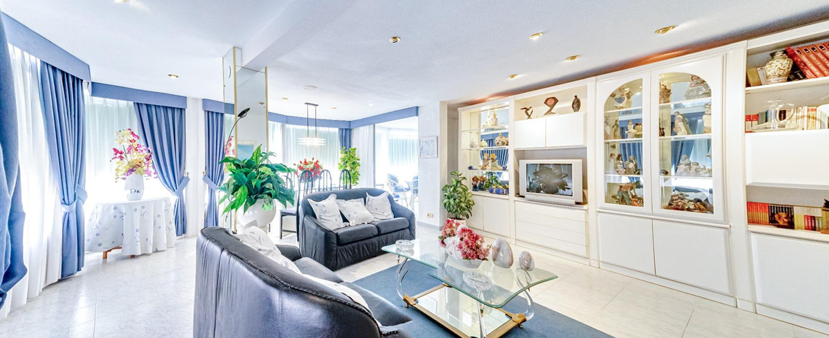 Se vende Apartamento Planta Media de 4 dormitorios en Costa Blanca, Alicante, España