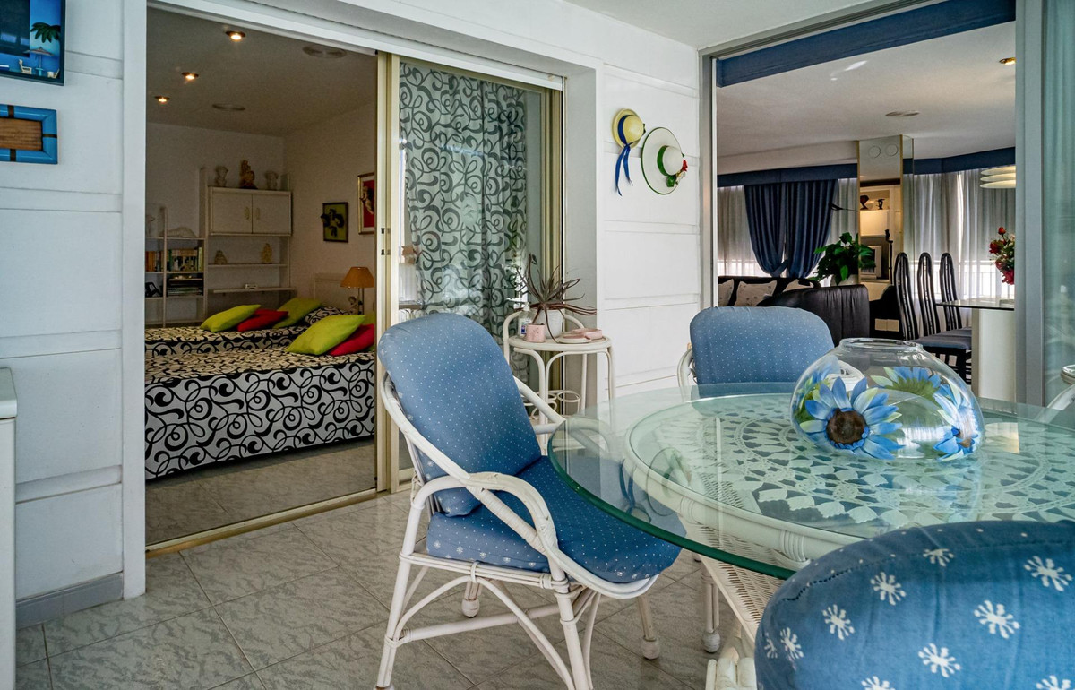 Se vende Apartamento Planta Media de 4 dormitorios en Costa Blanca, Alicante, España