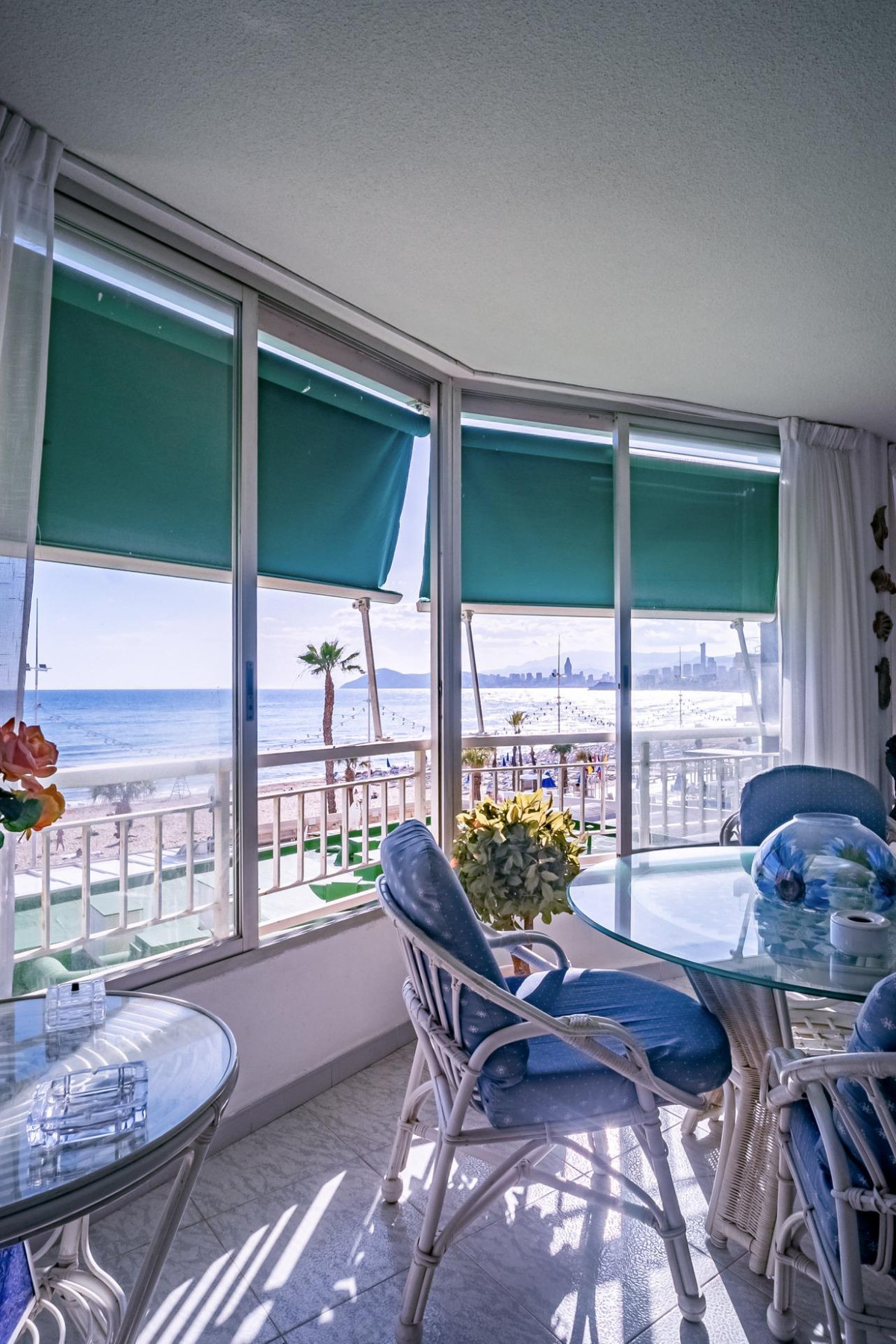 Se vende Apartamento Planta Media de 4 dormitorios en Costa Blanca, Alicante, España