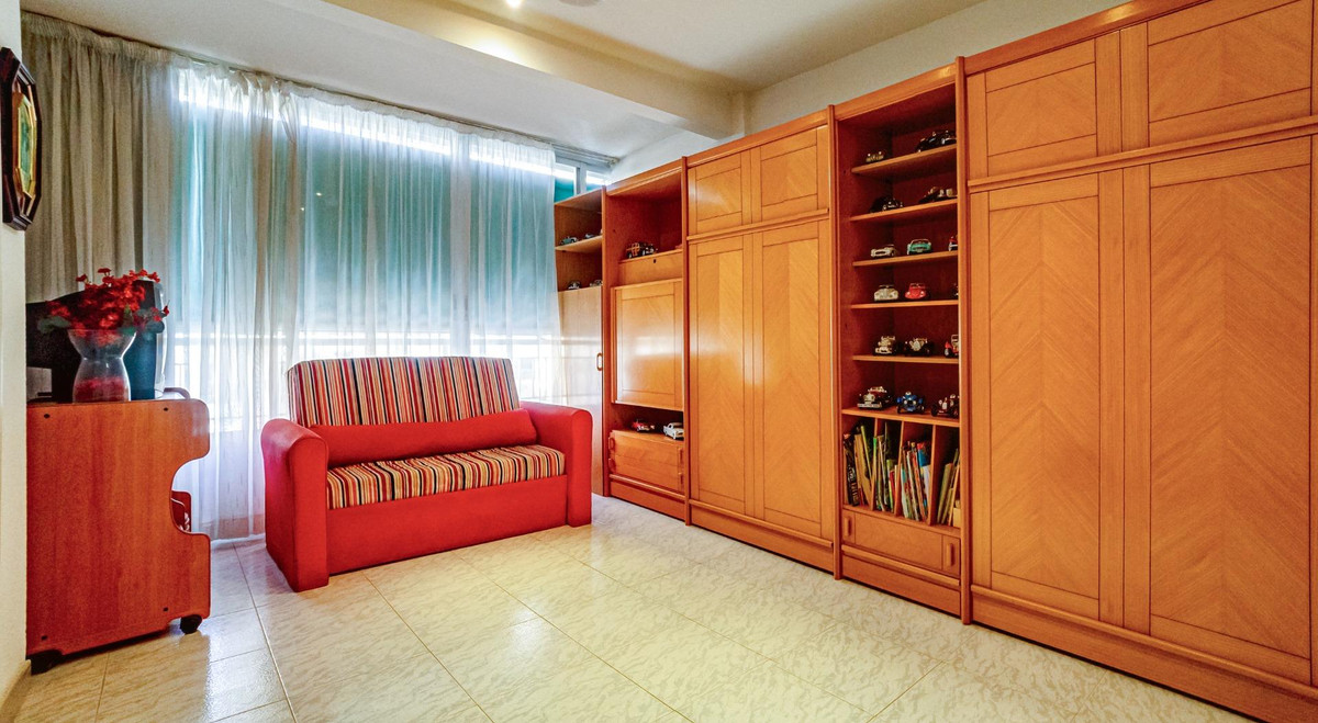 Se vende Apartamento Planta Media de 4 dormitorios en Costa Blanca, Alicante, España
