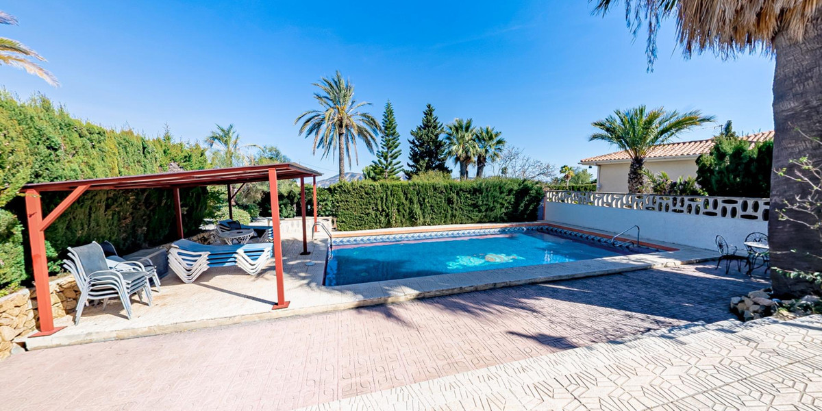 Se vende Villa - Chalet de 8 dormitorios en Costa Blanca, Alicante, España