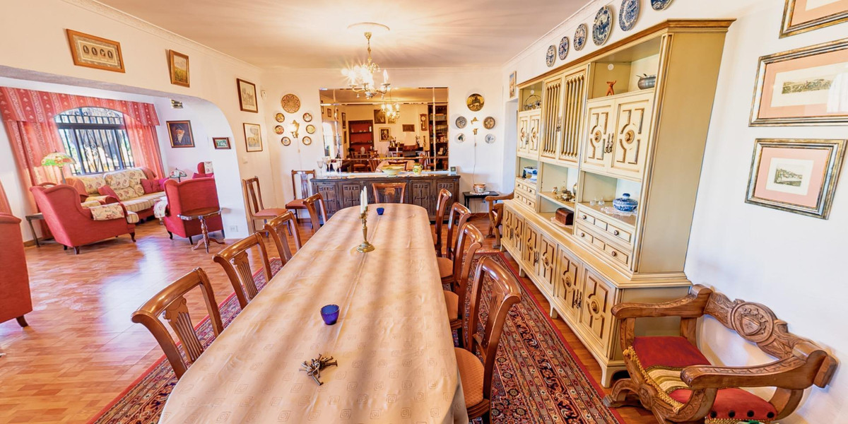 Se vende Villa - Chalet de 8 dormitorios en Costa Blanca, Alicante, España