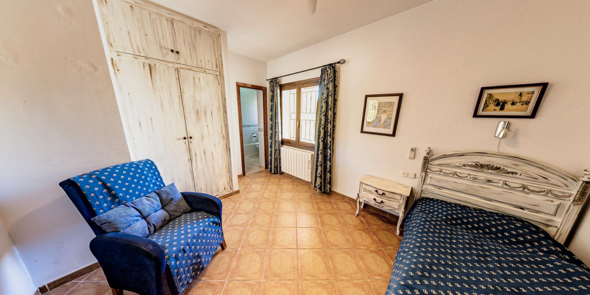 Se vende Villa - Chalet de 8 dormitorios en Costa Blanca, Alicante, España