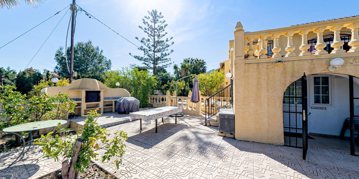 Se vende Villa - Chalet de 8 dormitorios en Costa Blanca, Alicante, España