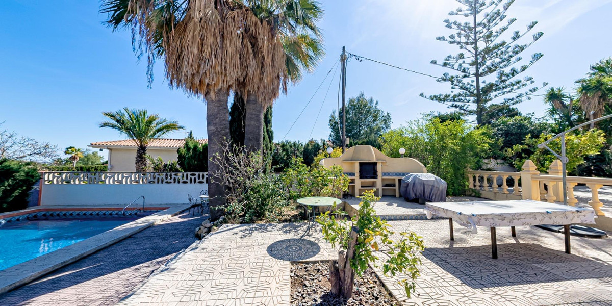 Se vende Villa - Chalet de 8 dormitorios en Costa Blanca, Alicante, España
