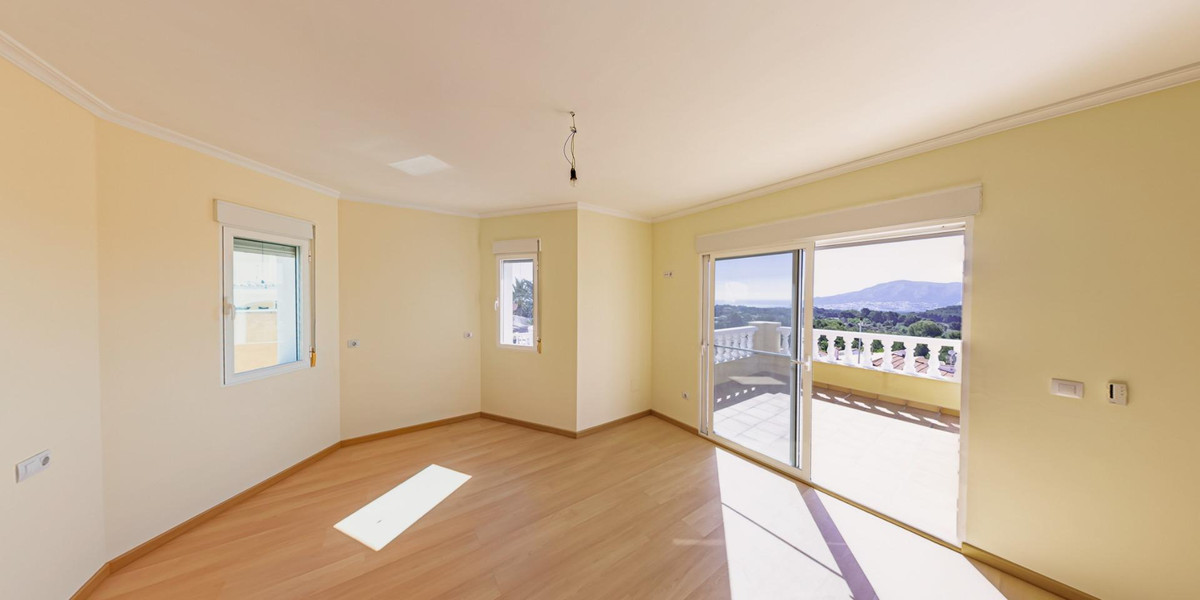 Se vende Villa - Chalet de 3 dormitorios en Costa Blanca, Alicante, España
