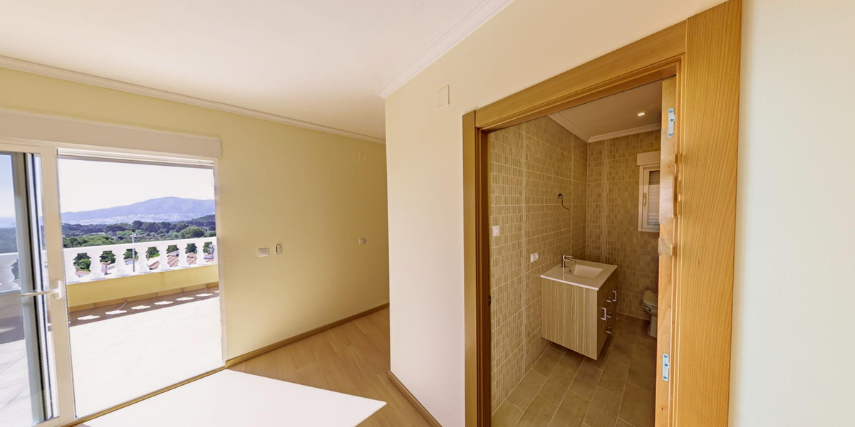 Se vende Villa - Chalet de 3 dormitorios en Costa Blanca, Alicante, España