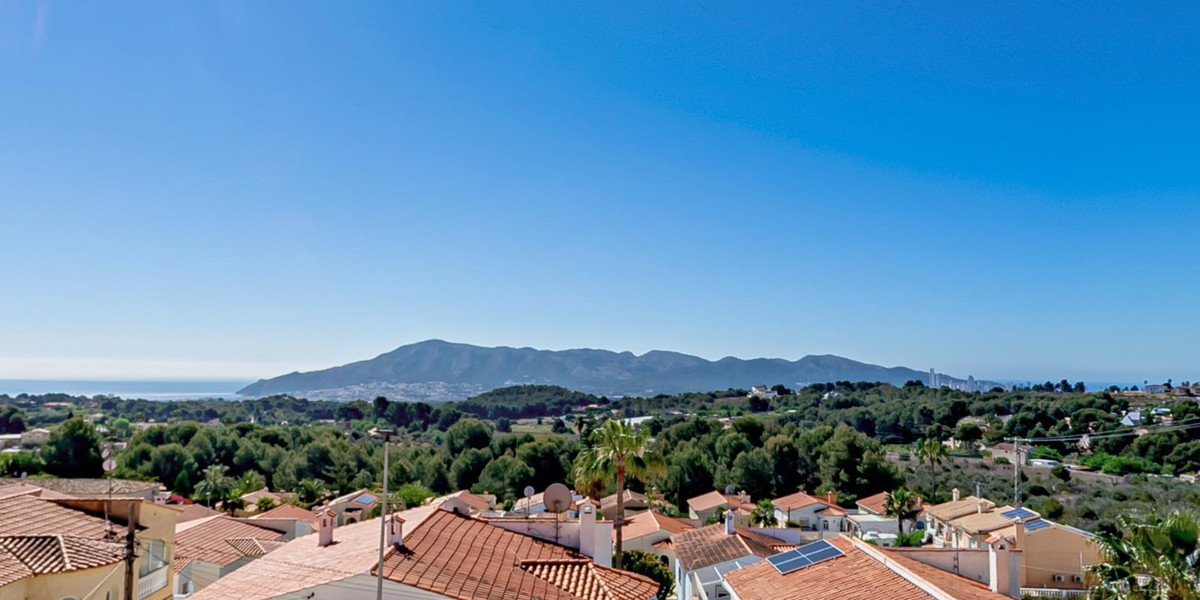 Se vende Villa - Chalet de 3 dormitorios en Costa Blanca, Alicante, España