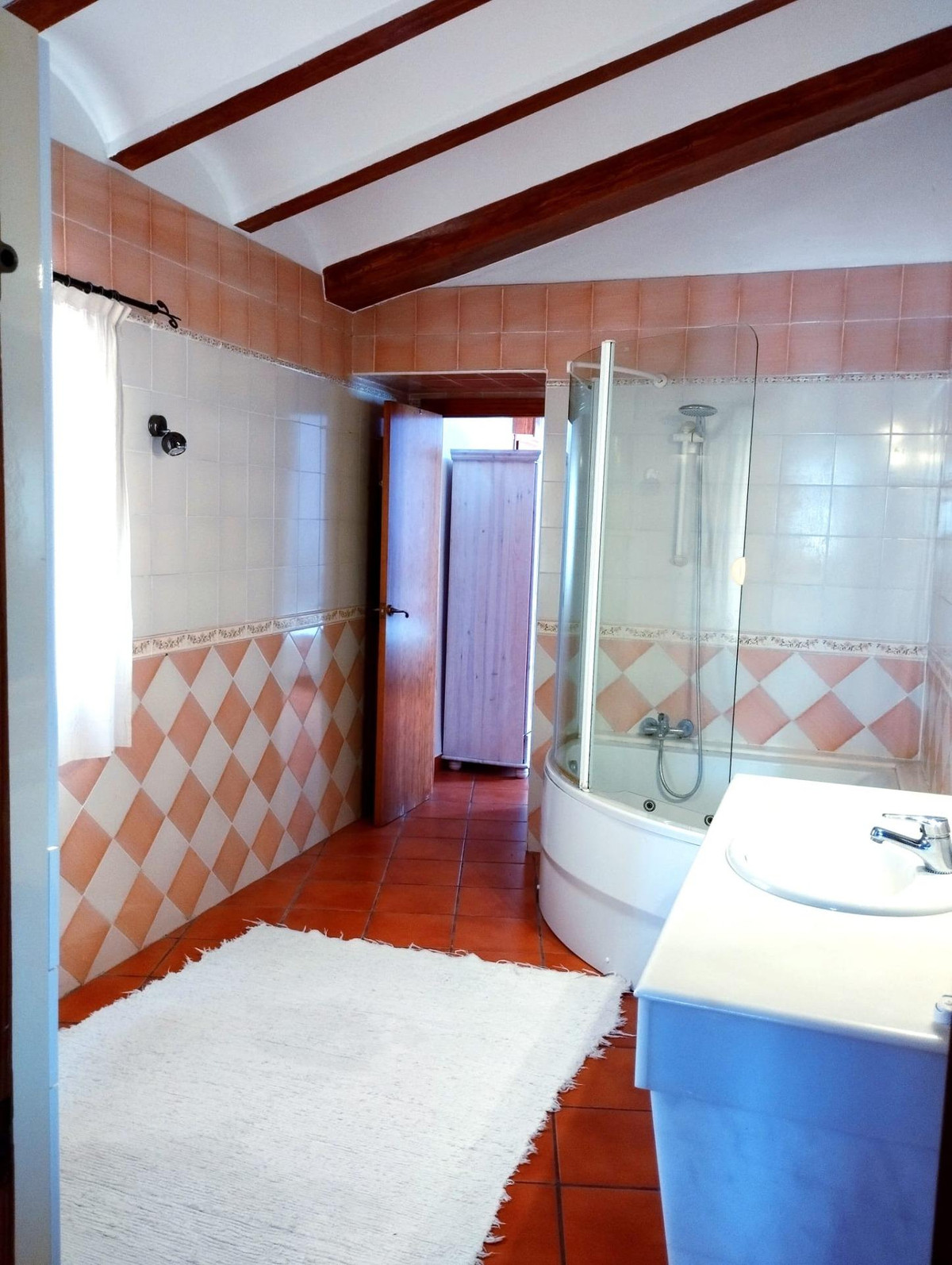 Se vende Villa - Chalet de 4 dormitorios en Costa Blanca, Alicante, España