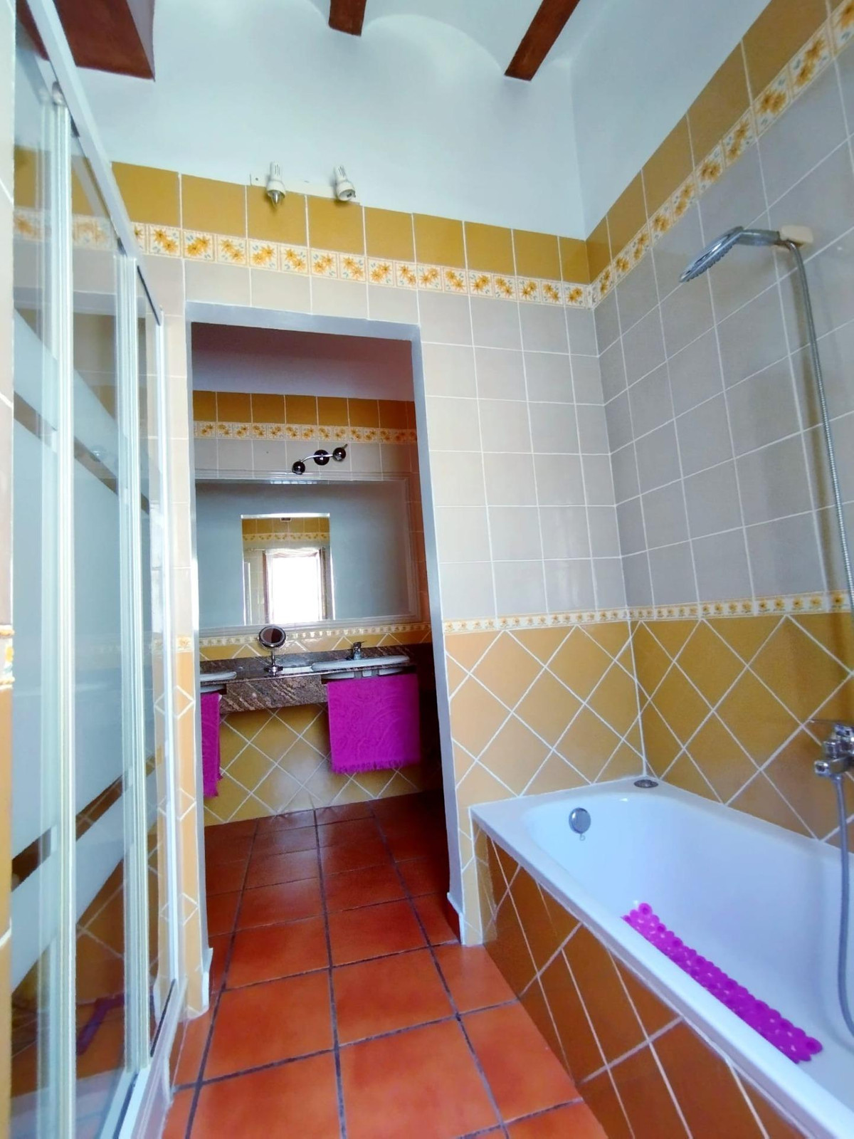 Se vende Villa - Chalet de 4 dormitorios en Costa Blanca, Alicante, España