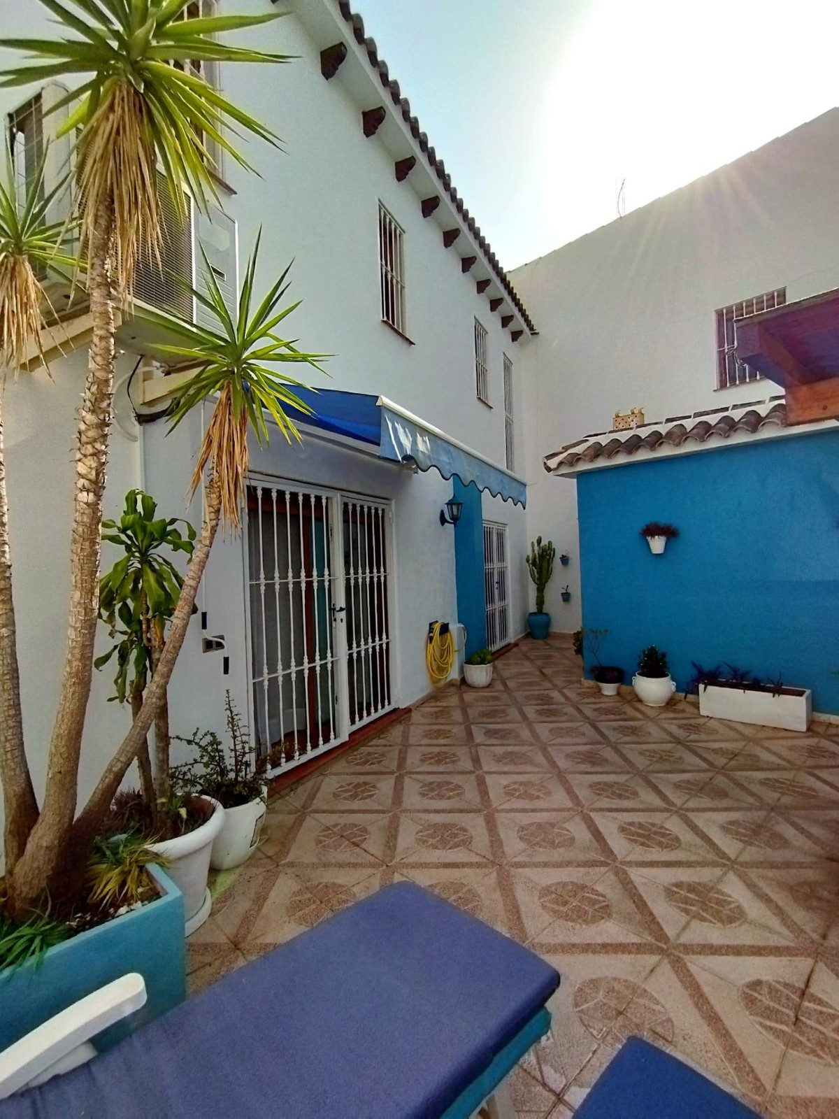 Se vende Villa - Chalet de 4 dormitorios en Costa Blanca, Alicante, España