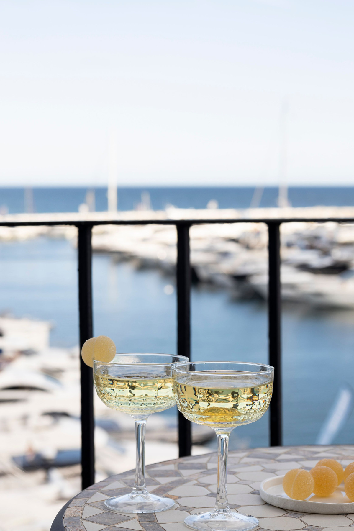 2 Bed Apartment for sale in Puerto Banús Costa Del Sol, Málaga, Spain