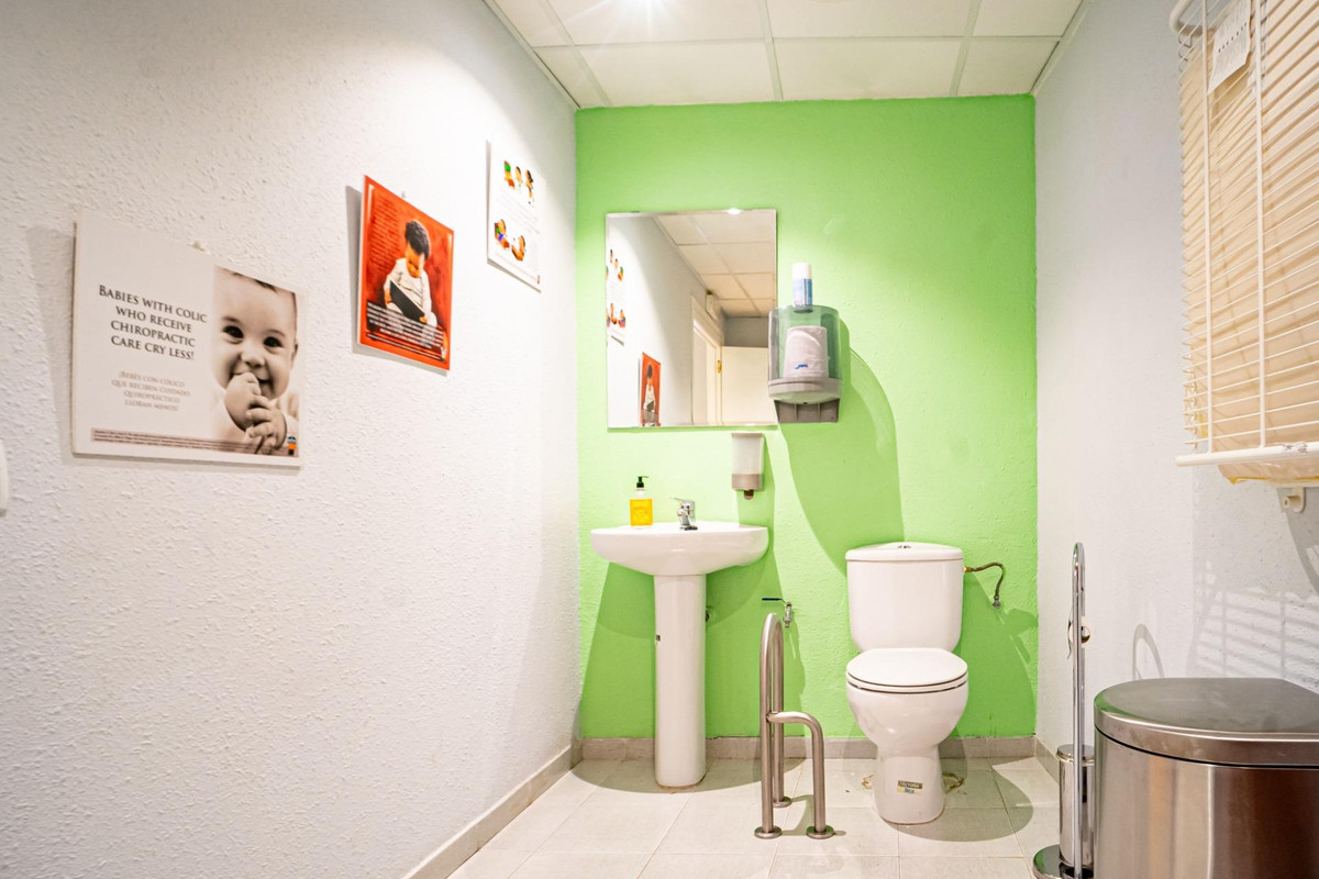 Commercial unit for sale in Lalfás Del Pi Costa Blanca, Alicante, Spain