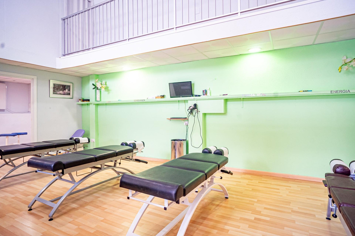 Commercial unit for sale in Lalfás Del Pi Costa Blanca, Alicante, Spain