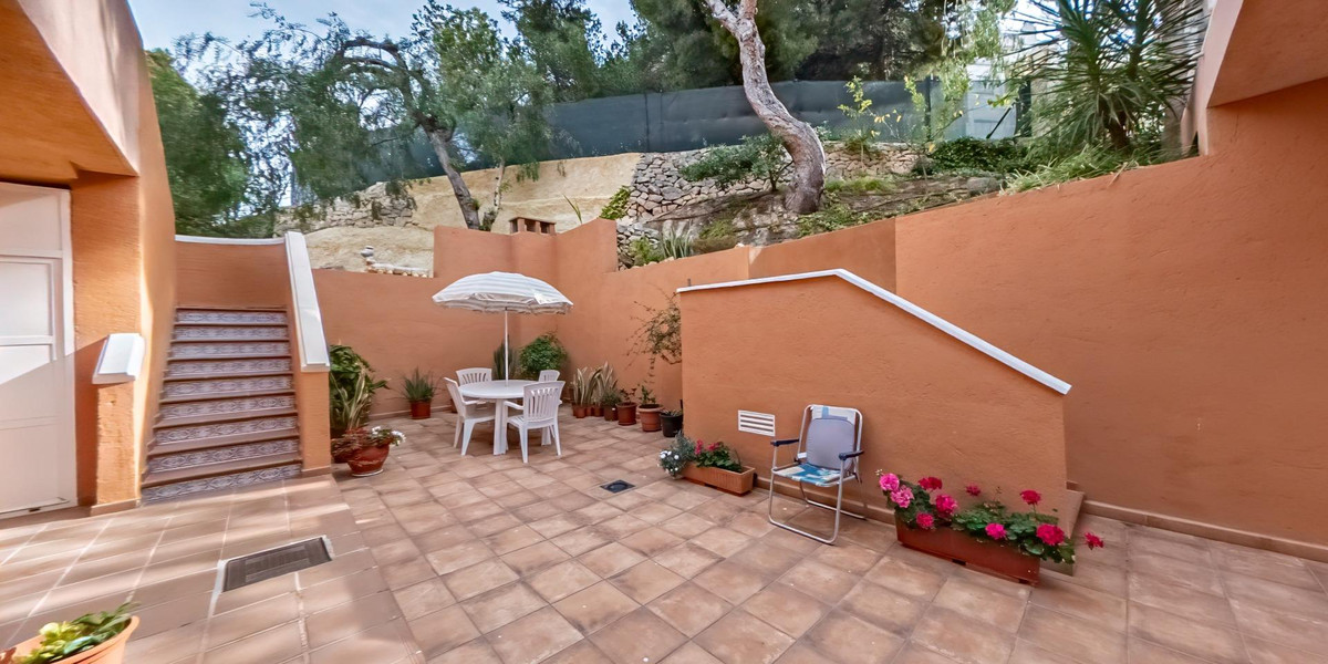 2 Bed Apartment for sale in Benidorm Costa Blanca, Alicante, Spain