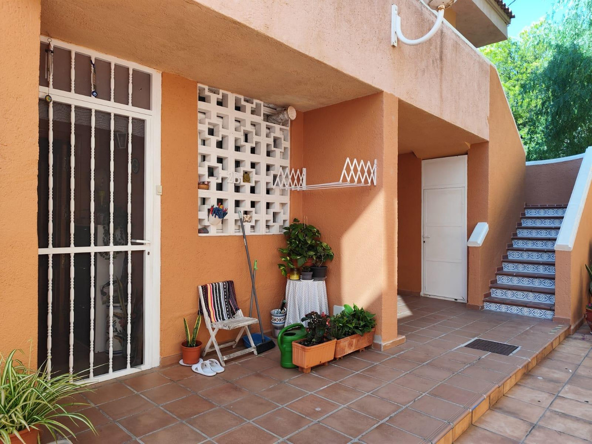 2 Bed Apartment for sale in Benidorm Costa Blanca, Alicante, Spain
