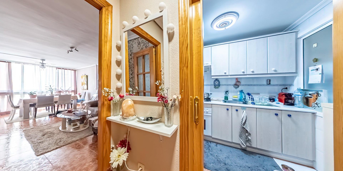 2 Bed Apartment for sale in Benidorm Costa Blanca, Alicante, Spain