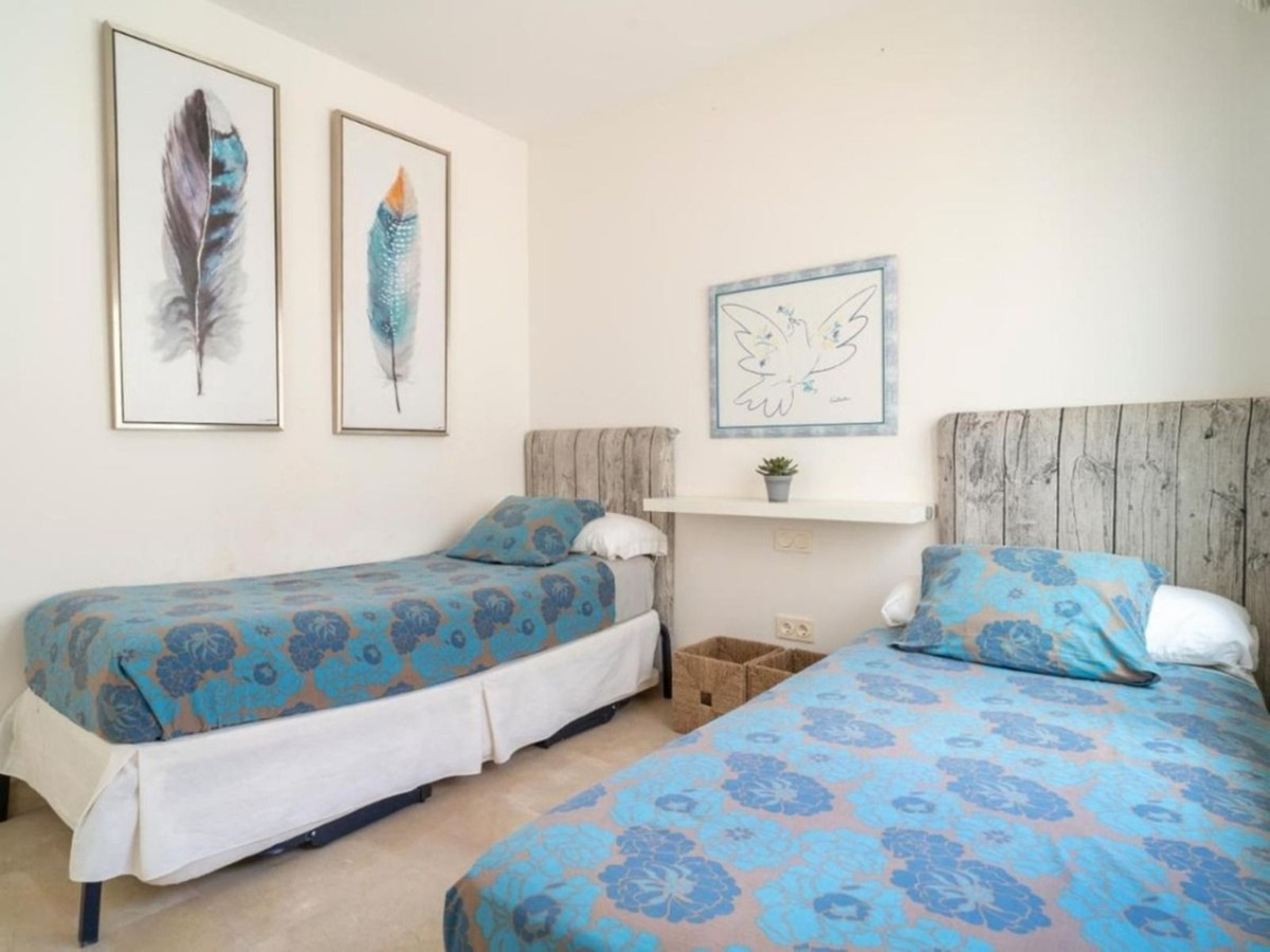 Se vende Ático de 2 dormitorios en Costa Del Sol, Cadiz, España