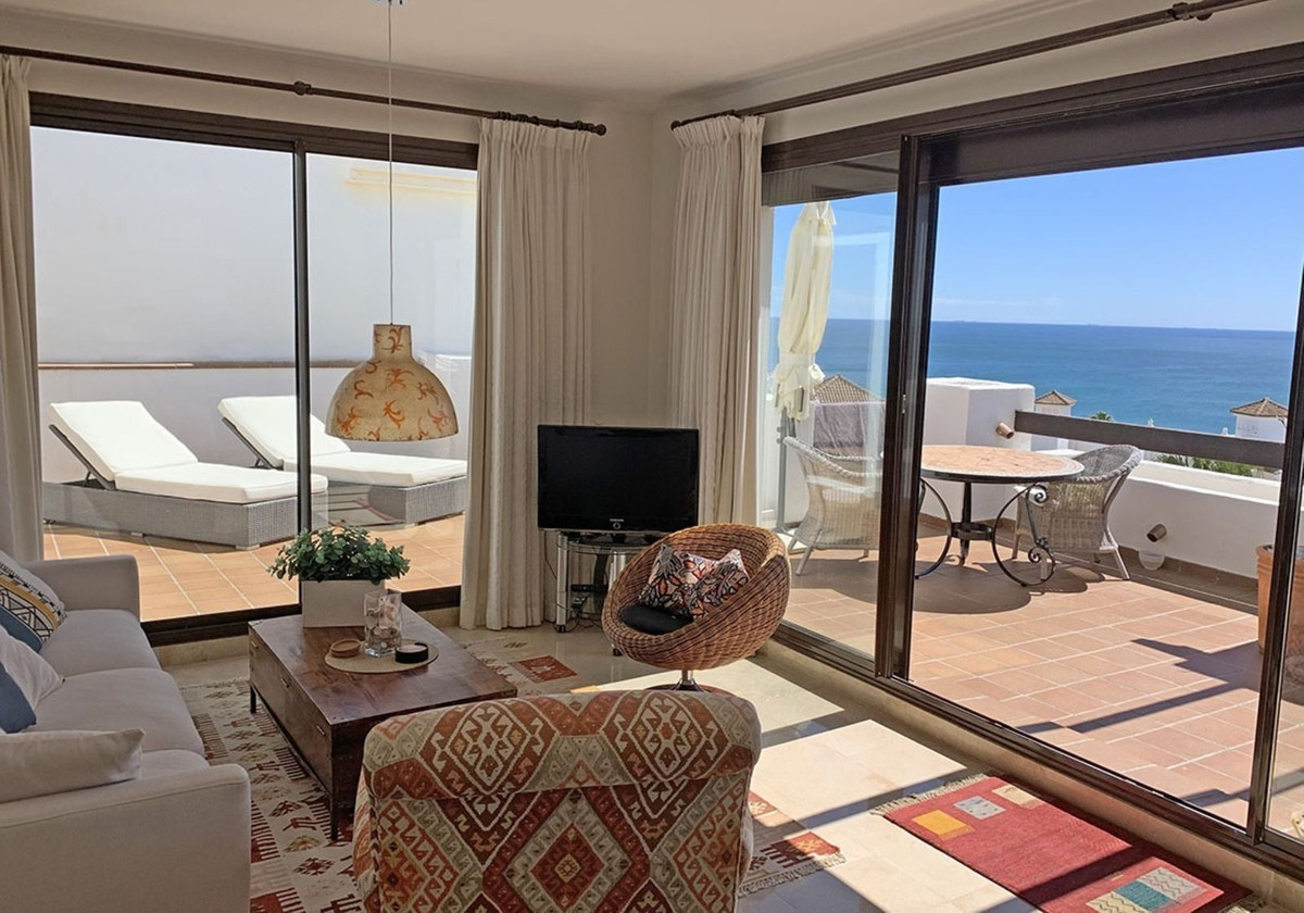 Se vende Ático de 2 dormitorios en Costa Del Sol, Cadiz, España