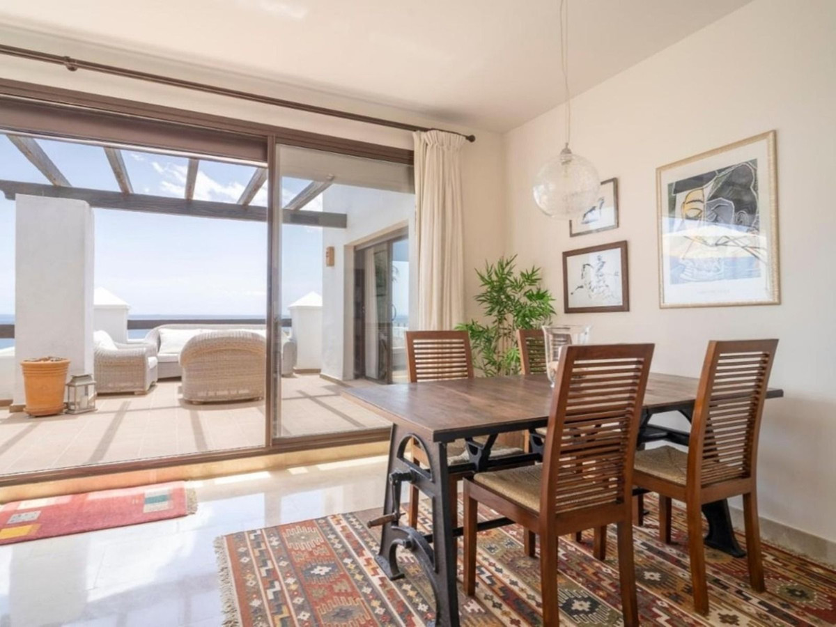 Se vende Ático de 2 dormitorios en Costa Del Sol, Cadiz, España