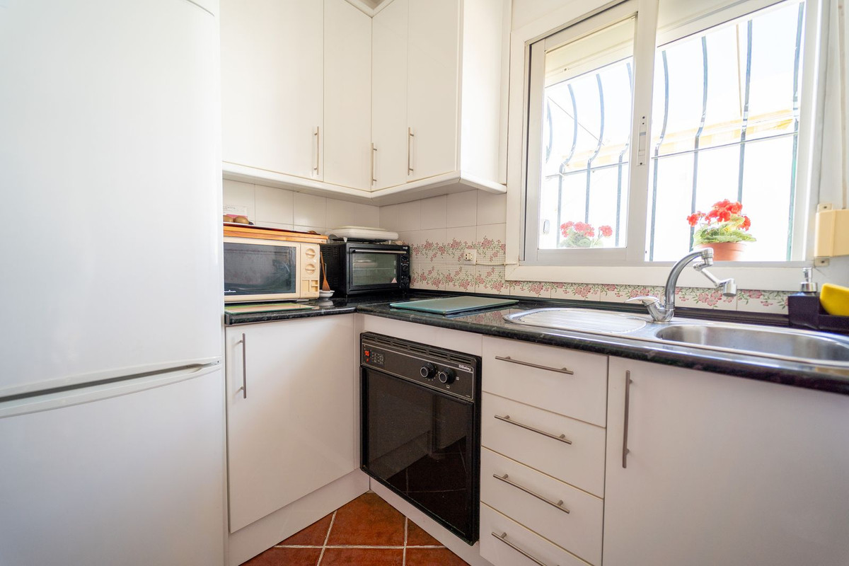 Se vende Pareada de 2 dormitorios en Costa Del Sol, Málaga, España